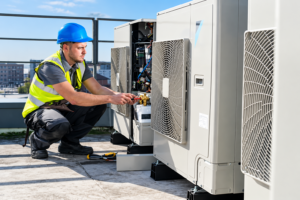 HVAC-Technician-Servicing-Rooftop-Unit-Heating-Maintenance